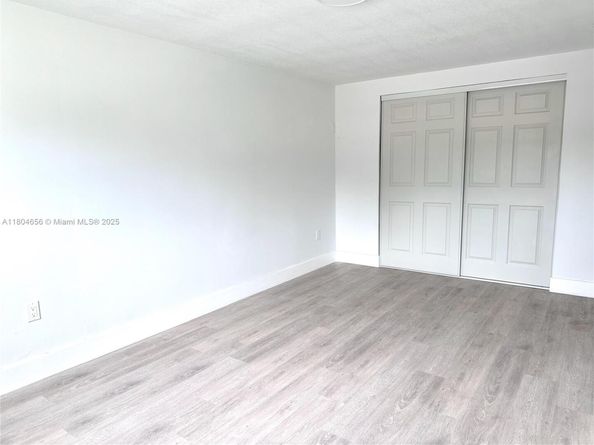 2421 N 56th Ter, Hollywood FL 33021
