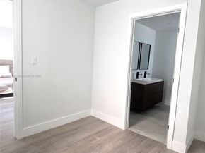 2421 N 56th Ter, Hollywood FL 33021