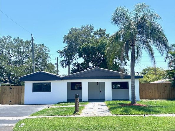 2421 N 56th Ter, Hollywood FL 33021