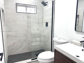 2421 N 56th Ter, Hollywood FL 33021