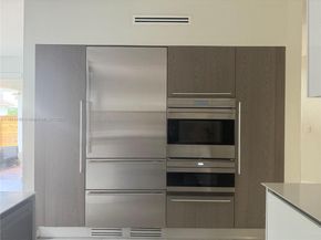 10857 NW 84th St, Doral FL 33178