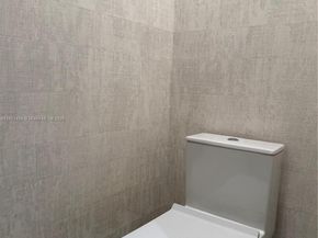10857 NW 84th St, Doral FL 33178