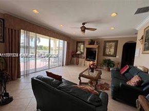 113 Bella Vista Way, Royal Palm Beach FL 33411