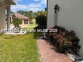 113 Bella Vista Way, Royal Palm Beach FL 33411