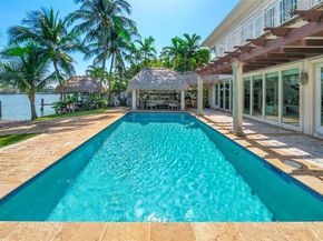 425 N Shore Dr, Miami Beach FL 33141