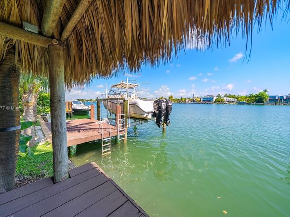 425 N Shore Dr, Miami Beach FL 33141