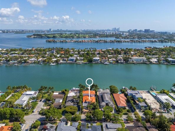 425 N Shore Dr, Miami Beach FL 33141