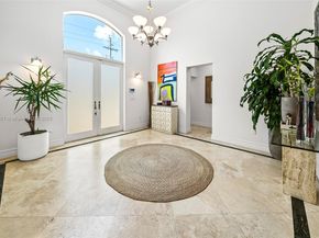 425 N Shore Dr, Miami Beach FL 33141