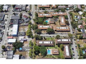 5995 Washington St 233, Hollywood FL 33023