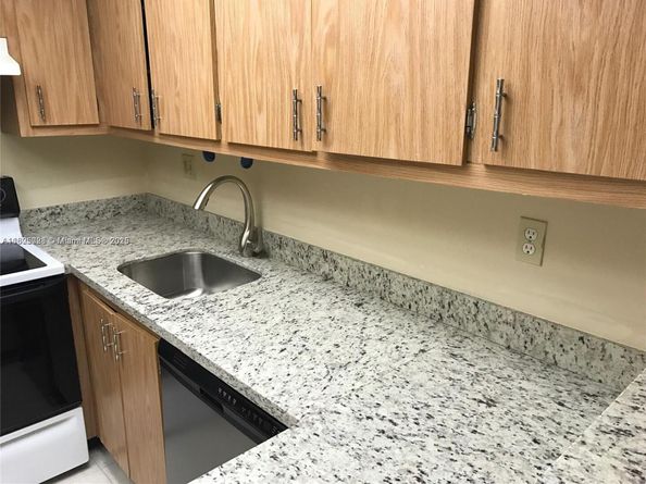 5995 Washington St 233, Hollywood FL 33023