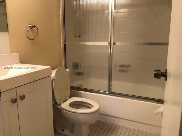 5995 Washington St 233, Hollywood FL 33023