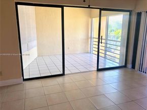 5995 Washington St 233, Hollywood FL 33023