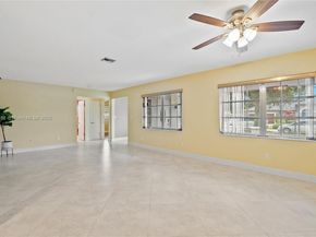 180 SW 125th Ave, Plantation FL 33325