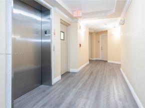 2475 NW 16th St Rd 518, Miami FL 33125