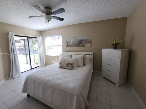 203 Liberty Ct, Deerfield Beach FL 33442