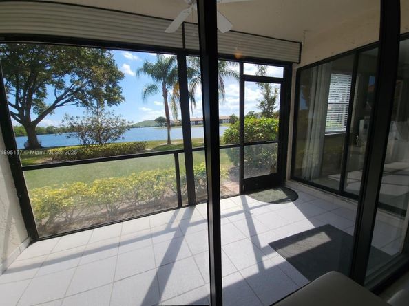 203 Liberty Ct, Deerfield Beach FL 33442