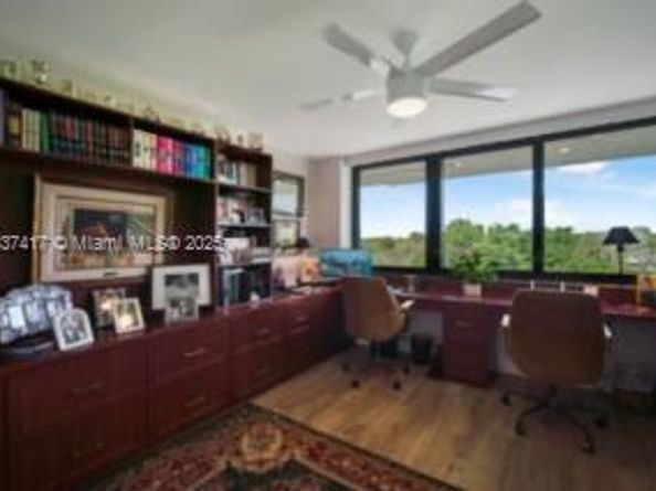 700 Coral Way 4, Coral Gables FL 33134