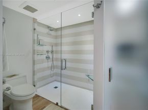 700 Coral Way 4, Coral Gables FL 33134