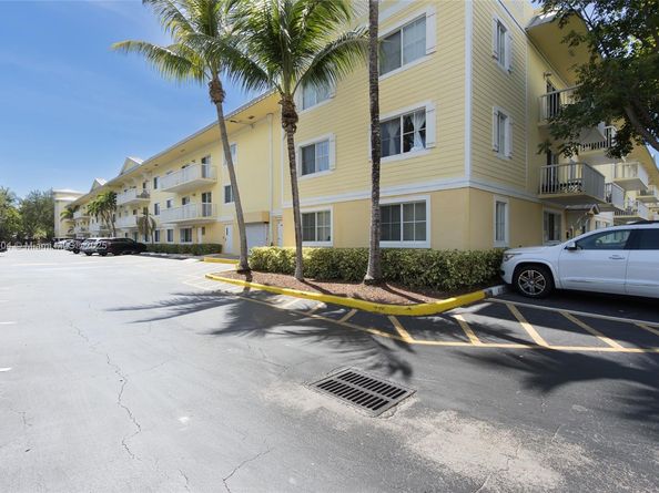 150 NE 15th Ave 140, Fort Lauderdale FL 33301