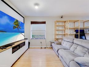 1433 SE 20th Rd, Homestead FL 33035