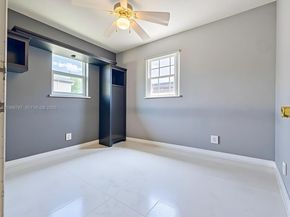 1331 N 69th Ave, Hollywood FL 33024