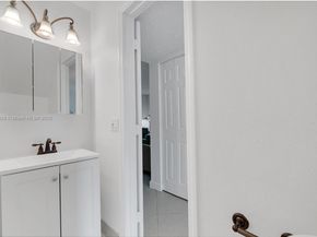 8012 SW 5th St 8012, North Lauderdale FL 33068