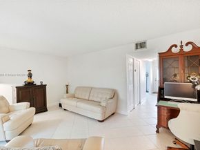 8012 SW 5th St 8012, North Lauderdale FL 33068