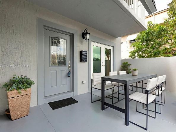 8012 SW 5th St 8012, North Lauderdale FL 33068
