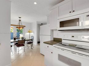 8012 SW 5th St 8012, North Lauderdale FL 33068