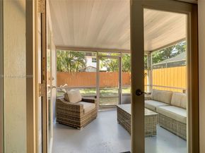 8012 SW 5th St 8012, North Lauderdale FL 33068