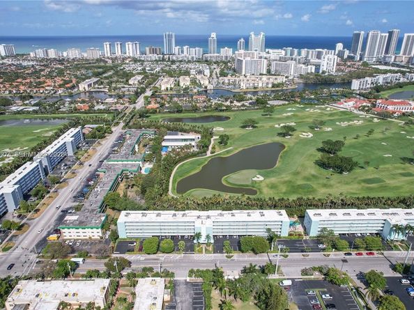 700 NE 14th Ave 407, Hallandale Beach FL 33009