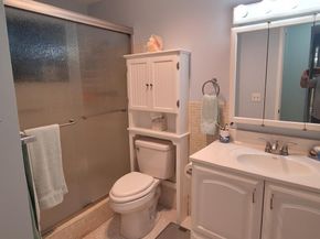 700 NE 14th Ave 407, Hallandale Beach FL 33009