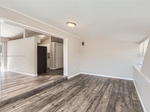 1753 NE 178th St, North Miami Beach FL 33162