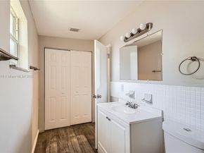 1753 NE 178th St, North Miami Beach FL 33162