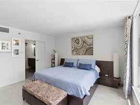 3600 Mystic Pointe Dr 306, Aventura FL 33180