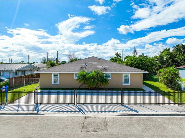 22230 SW 115th Ct, Miami FL 33170