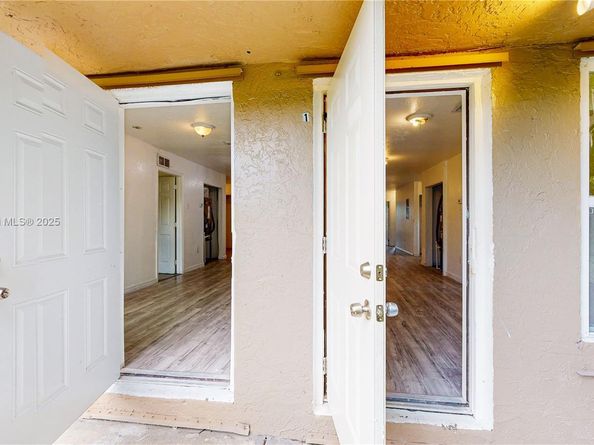 22230 SW 115th Ct, Miami FL 33170
