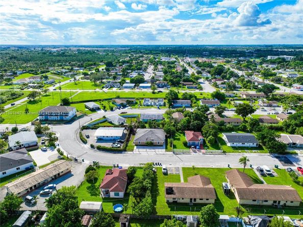 22230 SW 115th Ct, Miami FL 33170