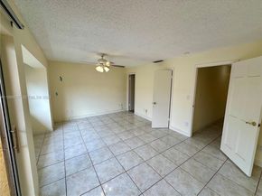 13705 SW 84th St F, Miami FL 33183