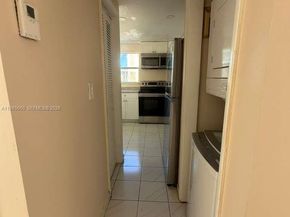 9180 Fontainebleau Blvd 401, Miami FL 33172