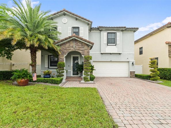 3521 W 92nd Pl, Hialeah FL 33018