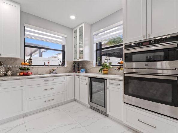 3521 W 92nd Pl, Hialeah FL 33018