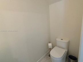 3337 W 105th Ter, Hialeah FL 33018