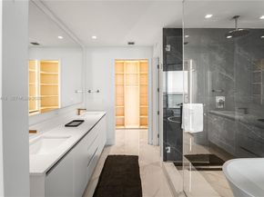 700 NE 24th St 2602, Miami FL 33137