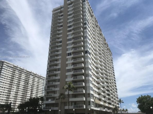 1985 S Ocean Dr 3C, Hallandale Beach FL 33009
