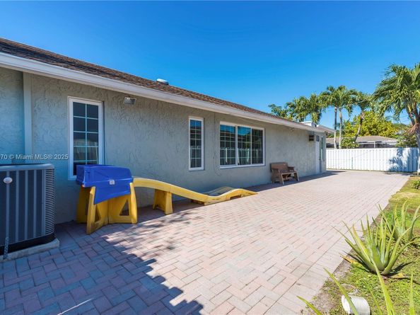 2180 NW 107th Ave, Sunrise FL 33322