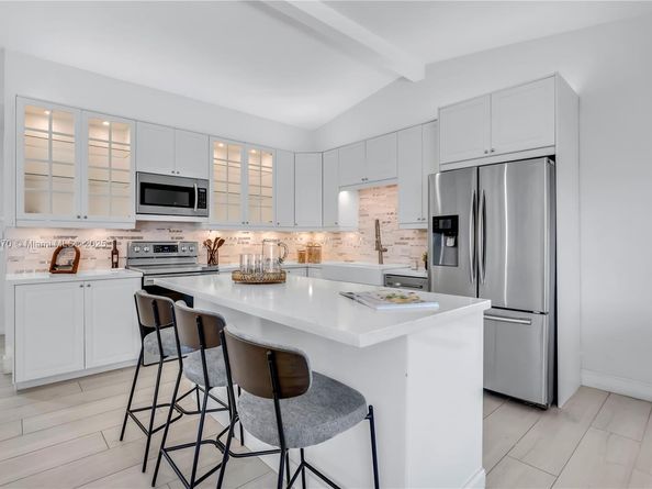 2180 NW 107th Ave, Sunrise FL 33322