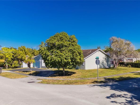 2180 NW 107th Ave, Sunrise FL 33322