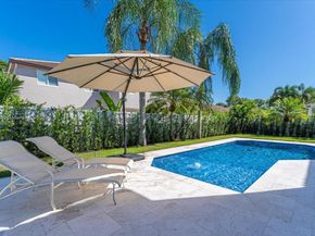 347 Fairmont Rd, Weston FL 33326