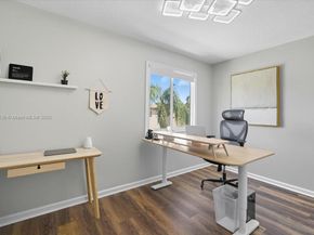 347 Fairmont Rd, Weston FL 33326